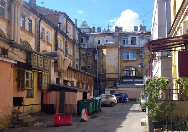 Потайной Петербург: прогулка за парадными фасадами