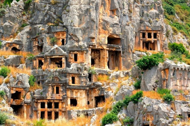 Фото экскурсии - Путешествие в Демре Миру и Кекову с осмотром древних гробниц и затопленного города - 9