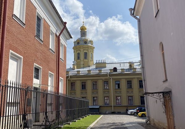 Петропавловская крепость с посещением собора и тюрьмы - фото 3