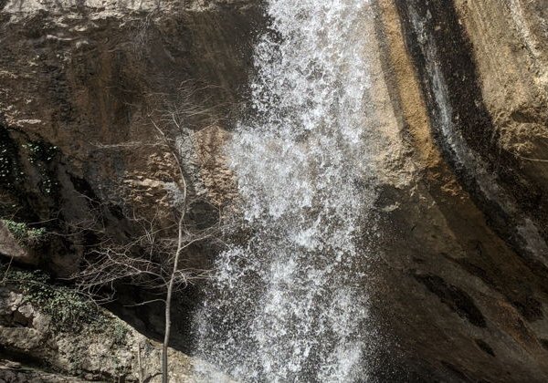 К водопаду Козырек: тайны Байдарской долины - фото 2