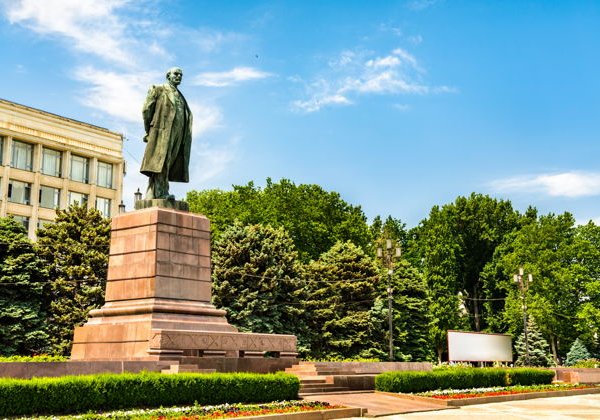 Махачкала: прогулка по местам истории и силы города - фото 4
