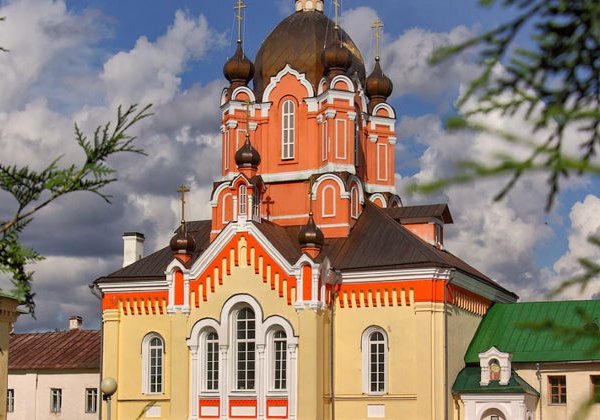 Тихвинский Богородичный Успенский мужской монастырь - фото 1