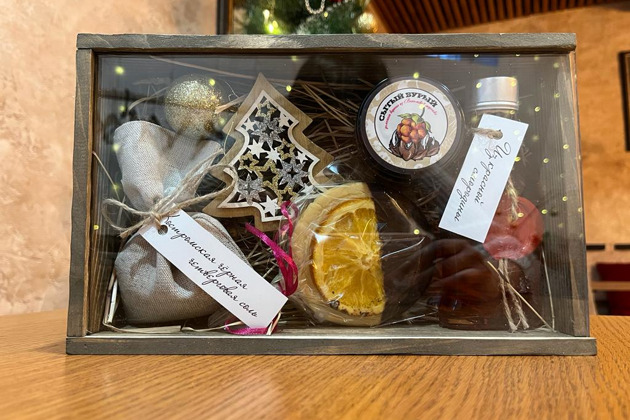 Фото - экскурсия: Интерактивная дегустация «Костромские настойки с Купцом или Купчихой»