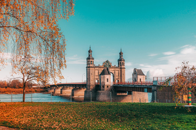 Фото - экскурсия: Королевская дорога: экскурсия по Черняховску, Советску и Неману с визитом на конезавод