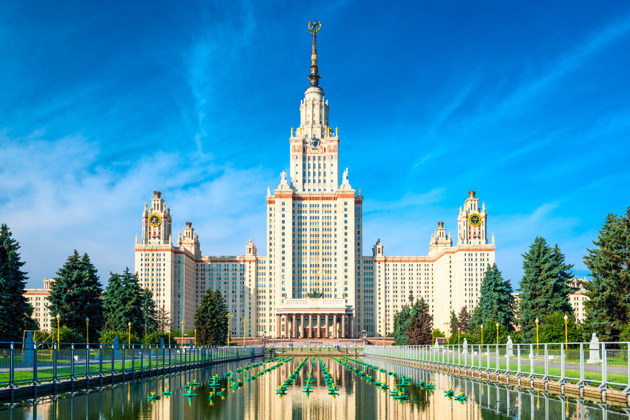 Велотур с аудиогидом по семи сталинским высоткам Москвы