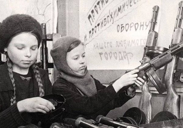 Блокада Ленинграда глазами детей: историческая аудиопрогулка по городу