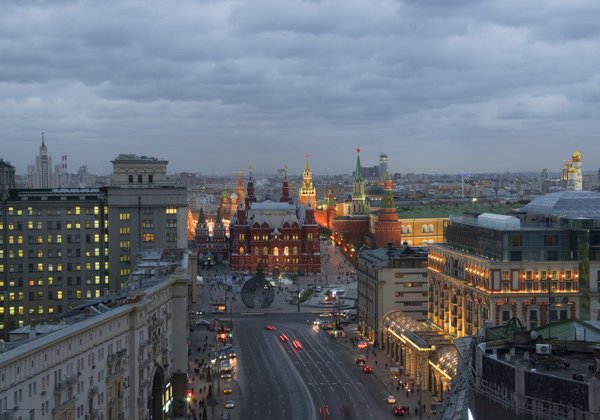 Путешествие сквозь века: Тверская улица (аудиоэкскурсия в приложении)