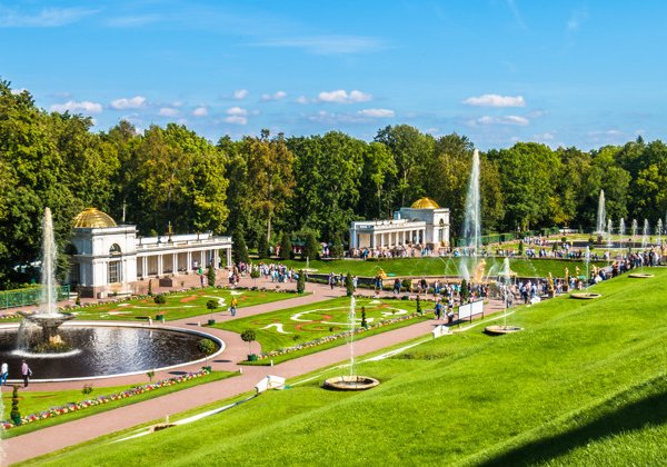 В Петергоф на метеоре с билетами в Нижний парк