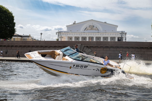 Фото экскурсии - Просторный катер Идеален для праздников и водных прогулок - 12