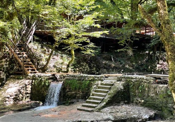 Джиппинг к Кодорскому ущелью и Шакуранскому водопаду (каньону) - фото 1