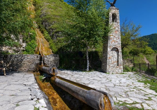 Джиппинг к озеру Рица, Гегскому и Молочному водопаду - фото 1