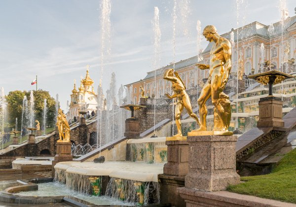 Однодневный автобусный тур Кронштадт-Петергоф
