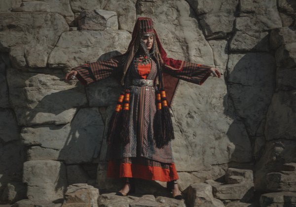 Фотосессия в армянском национальном костюме в музее