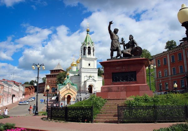 Пешеходная экскурсия по визитным карточкам Нижнего Новгорода - фото 4