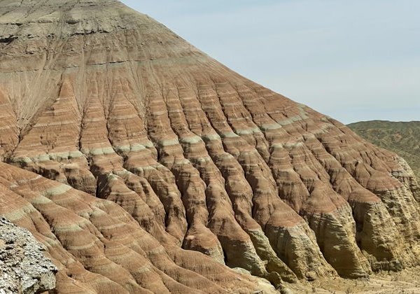 Поющий бархан, меловые горы Актау и вулканические горы Катутау - фото 2