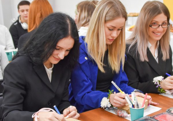КОМБО: два мастер-класса — «Шоколадные конфеты» и «Угадай аромат»