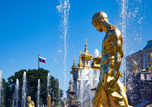 Петергоф, парк и фонтаны в индивидуальной группе