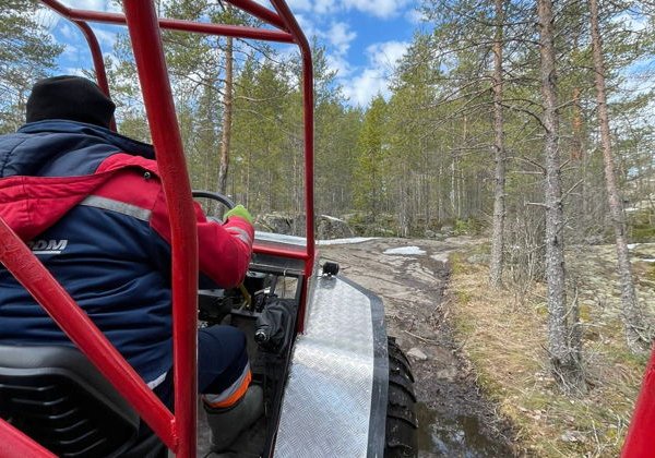Путешествие к мысу Импиниеми на вездеходе - фото 3