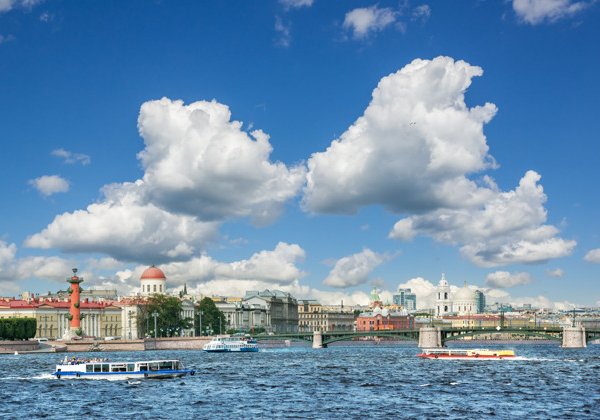 Мифы, тайны и архитектурные сокровища Васильевского острова