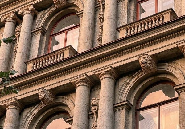 Мифы, тайны и архитектурные сокровища Васильевского острова - фото 4