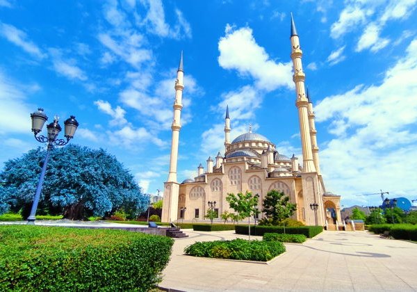 Из Махачкалы в Грозный — самый безопасный город России - фото 4
