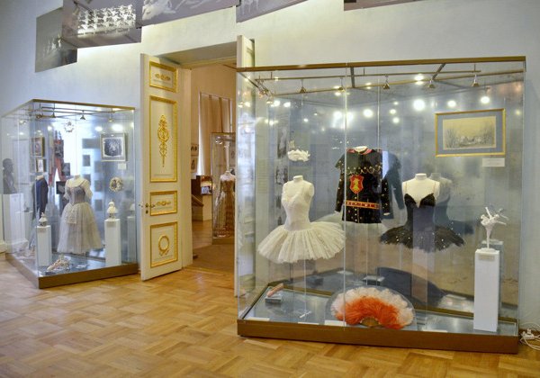 Музей Театра и Музыки: Связь Времен в Санкт-Петербурге