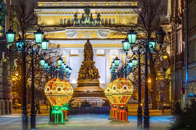 Фото экскурсии - Волшебный Петербург в праздничных огнях и самые нарядные городские елки - 11