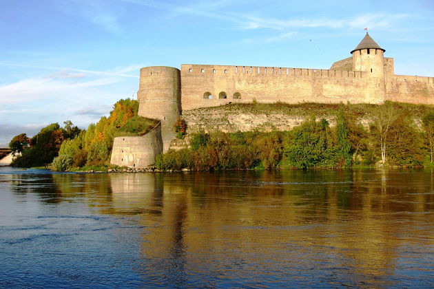 Ивангородская крепость, Парусинка, нарвская рыба и Шепелёвский маяк-4