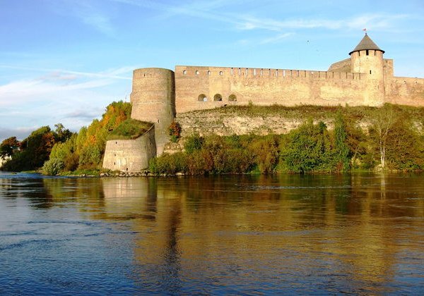 Ивангородская крепость, Парусинка, нарвская рыба и Шепелёвский маяк - фото 4