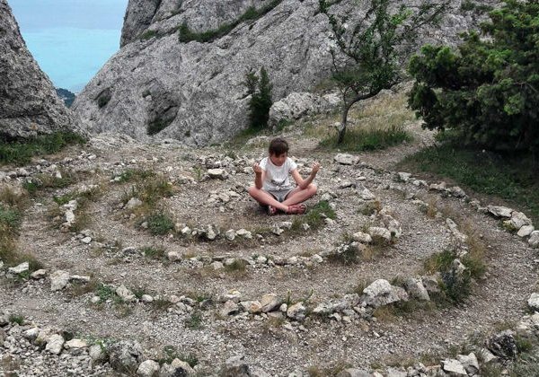 Храм Солнца — место силы в Крымских горах - фото 1