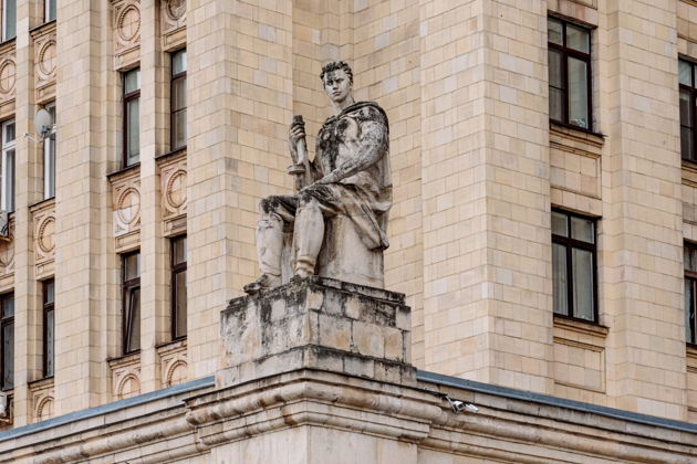 Фото экскурсии - Сталинский ампир: пешеходная экскурсия с посещением гостиницы «Украина» - 6
