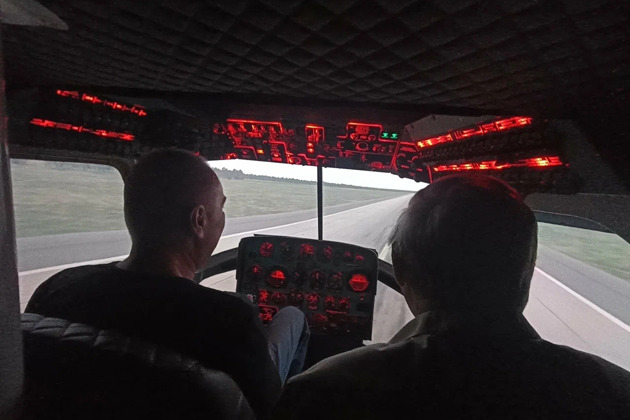 Фото - экскурсия: Полет на авиатренажере боевого вертолета «Ми-2»