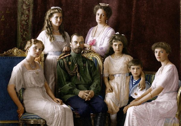 Романовы. Царская семья в Екатеринбурге