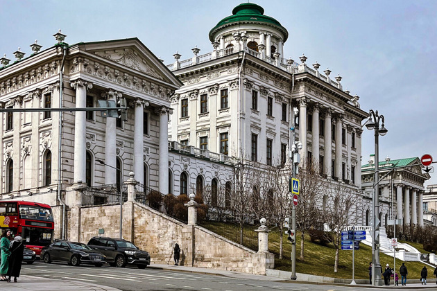 Фото - экскурсия: Тайны Ваганьковского холма. Экскурсия вокруг Дома Пашкова