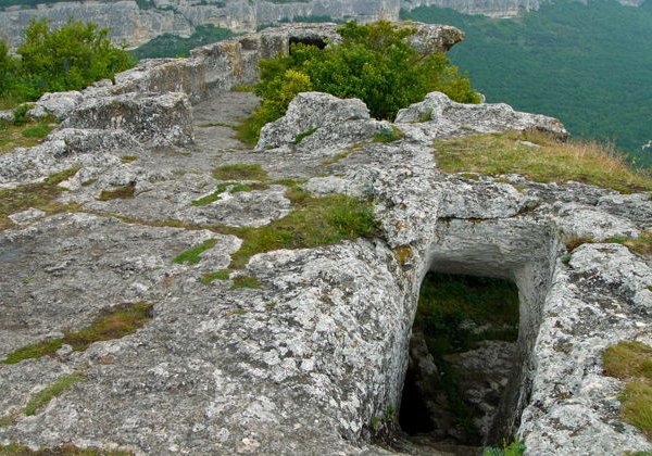 Джип- тур. Пещерные города Крыма: Челтер-Мармара и Эски-Кермен - фото 4