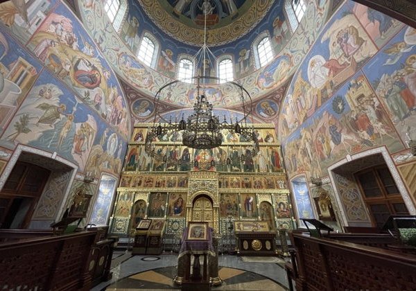Обители русских чудотворцев: пещерный храм в Талицах - фото 2