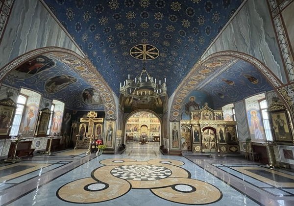 Обители русских чудотворцев: пещерный храм в Талицах - фото 3