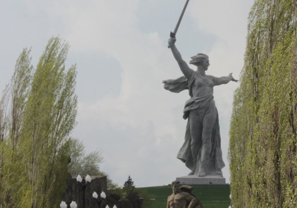 Мамаев курган: эпопея военных лет  