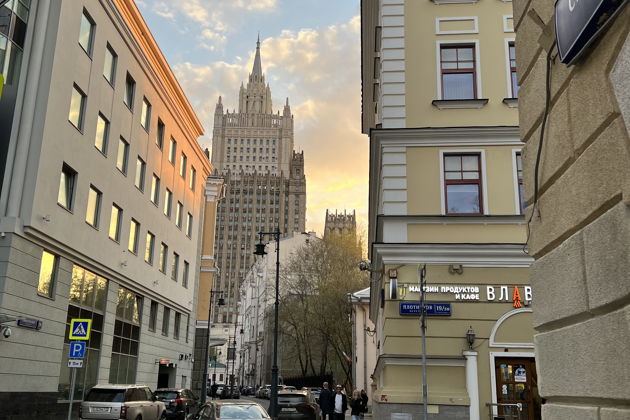 Фото экскурсии - Сталинские высотки. Гостиница «Украина» с посещением - 2