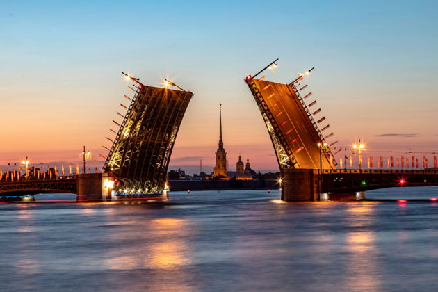 Фото экскурсии - Дискотека на теплоходе с разводом мостов - 4