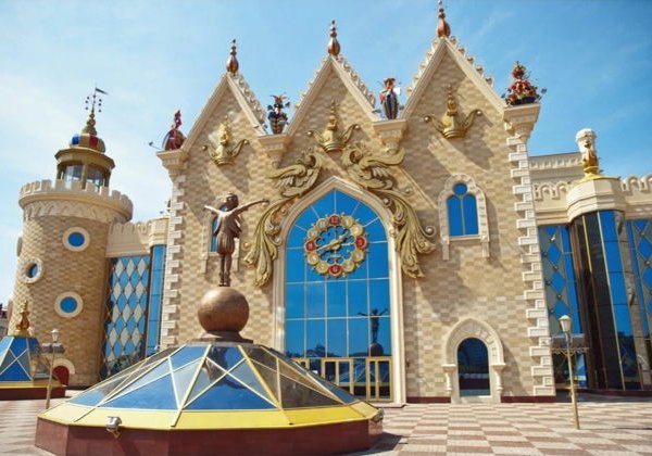 Вечерняя Казань: город в огнях подсветки - фото 2