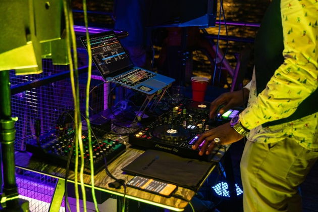 Фото экскурсии - Вечеринка под разводными мостами с DJ-сетами - 5