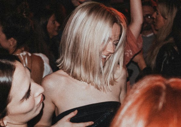 Вечеринка под разводными мостами с DJ-сетами