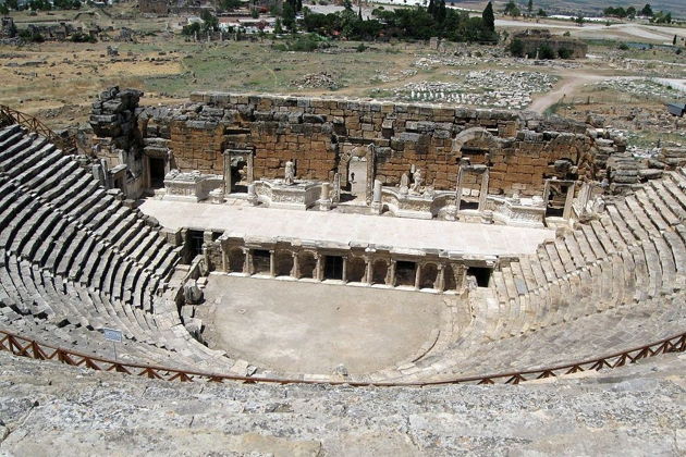 Фото экскурсии - Травертины Памуккале, древний Иераполис и озеро Салда: экскурсия из Анталии - 6
