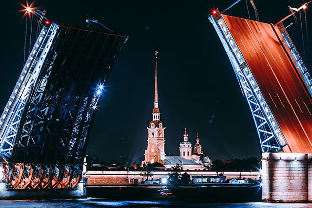 Фото экскурсии - Визит в ночную Петропавловскую крепость. Развод мостов  - 1