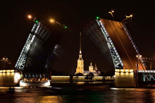 Фото - экскурсия: Визит в ночную Петропавловскую крепость. Развод мостов