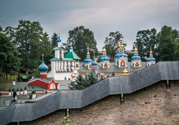 Индивидуальная поездка в Изборск и Печоры