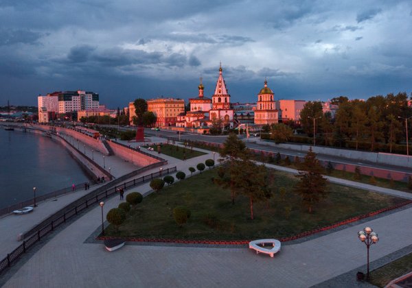 Вечерний Иркутск на автомобиле