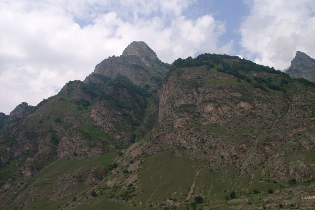 Фото экскурсии - Невероятные природные жемчужины Кабардино-Балкарии: Чегемские водопады, Голубое озеро и Аушигер - 9