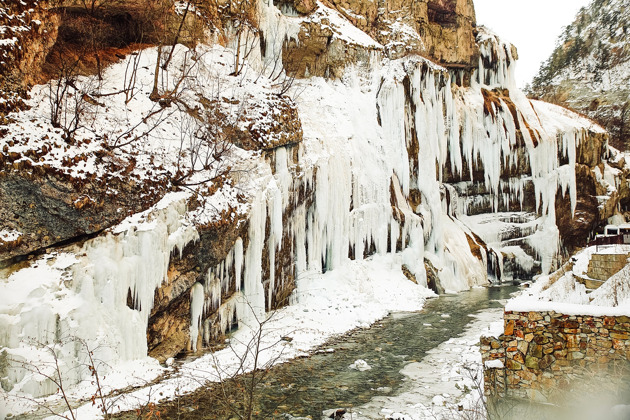 Фото - экскурсия: Невероятные природные жемчужины Кабардино-Балкарии: Чегемские водопады, Голубое озеро и Аушигер
